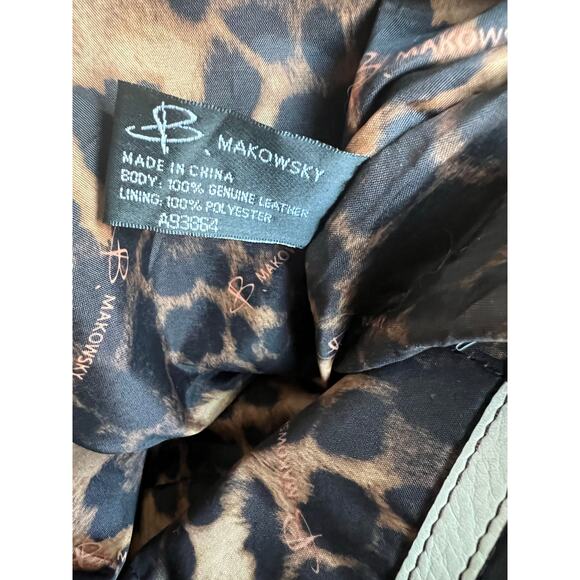 B. Makowsky Cream Off White Pebble Leather Brown Stitching Hobo XL Shoulder Bag - Picture 11 of 14